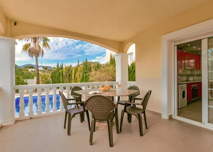 Villa Guzman - Andrea Calpe