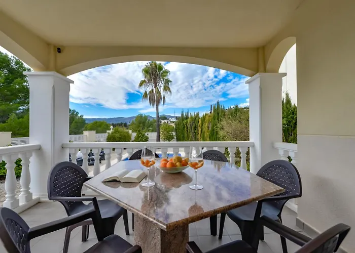 Guzman - Andrea Villa *